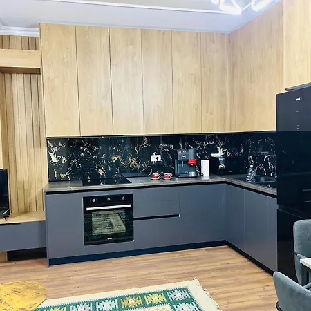 Tiki Luxury In Center Appartamento Tirana